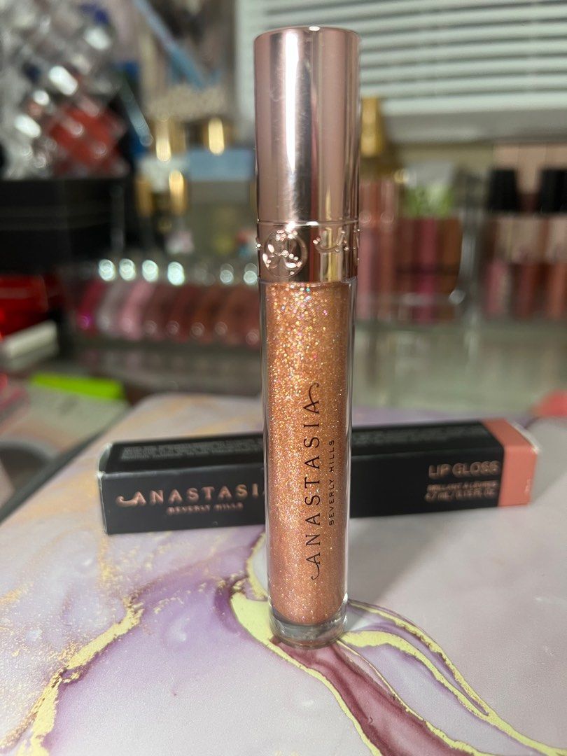 Anastasia Beverly Gloss Amber Sparkle (Category: Makeup) located in Paranaque City. Submitted by wakeupnmakeup.ph (Listing ID 1351655315, Image 2). Description: Used once for an event.