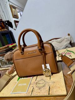(Category: ) located in . Submitted by msufashionboutique.ph (Listing ID 1351739049, Image 1). Description: .