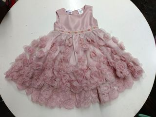 (Category: ) located in . Submitted by aks_preloved (Listing ID 1351681518, Image 1). Description: .
