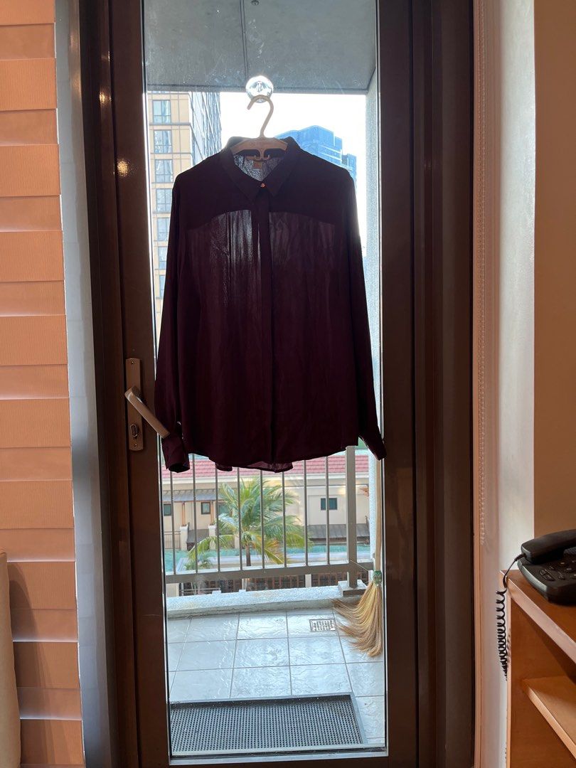 Burgundy Long Sleeves Polo (Category: Longsleeves) located in Makati City. Submitted by messbless (Listing ID 1351677994, Image 1). Description: Breathable fabric and flowy.