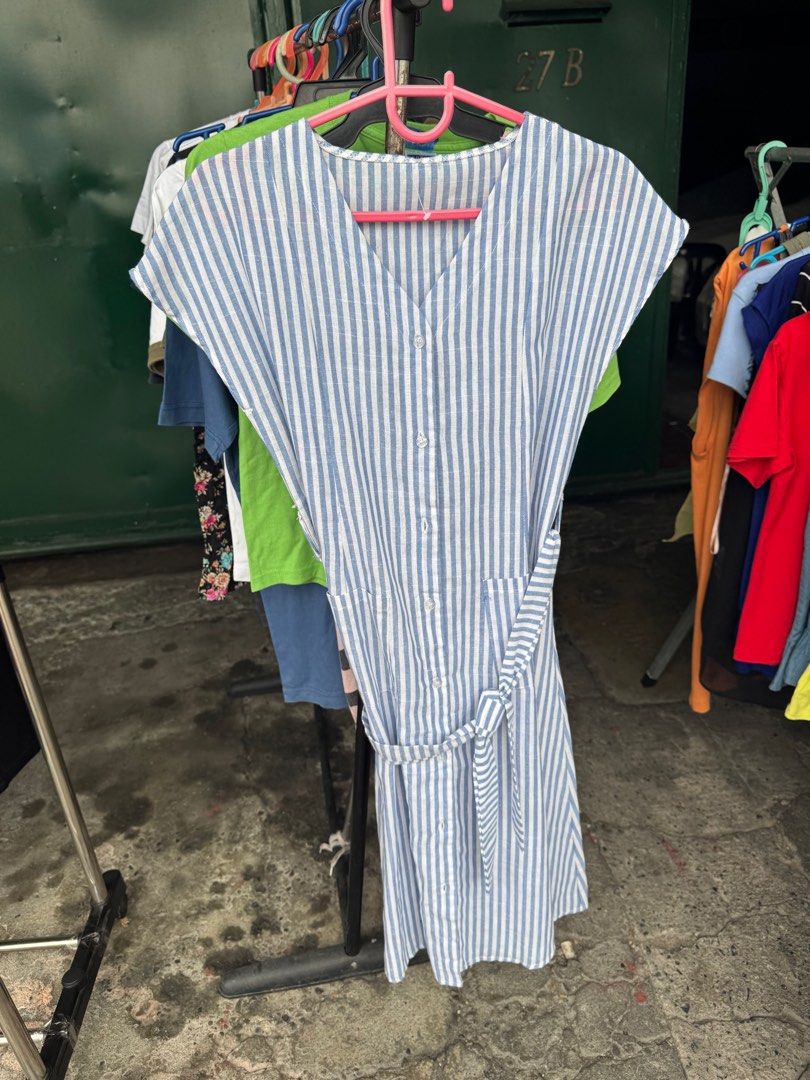 Dresses (Category: Dresses) located in Quezon City. Submitted by carousel1675 (Listing ID 1351649547, Image 3). Description: All Dresses are like new!!! Payment can be made thru Gcash / Bdo/ Bpi transfer Ship thru LBC or Lalamove/ Grab upons buyer’s expense.