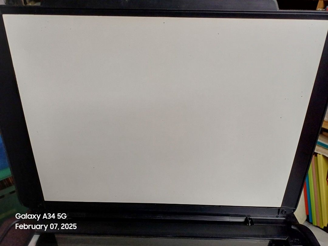 Epson L210 (non-working) (Category: Printers, Scanners & Copiers) located in Caloocan City. Submitted by junmadrid (Listing ID 1351662845, Image 3). Description: Epson L210 Php 700.00 Non-working. For parts na lang. Originally, ang sira ay Printer Head. But na-stock na lang for years. No power din--(aside fromsakit talaga ng Epson L210), na stock nga, kaya mahirap nang i-ON..