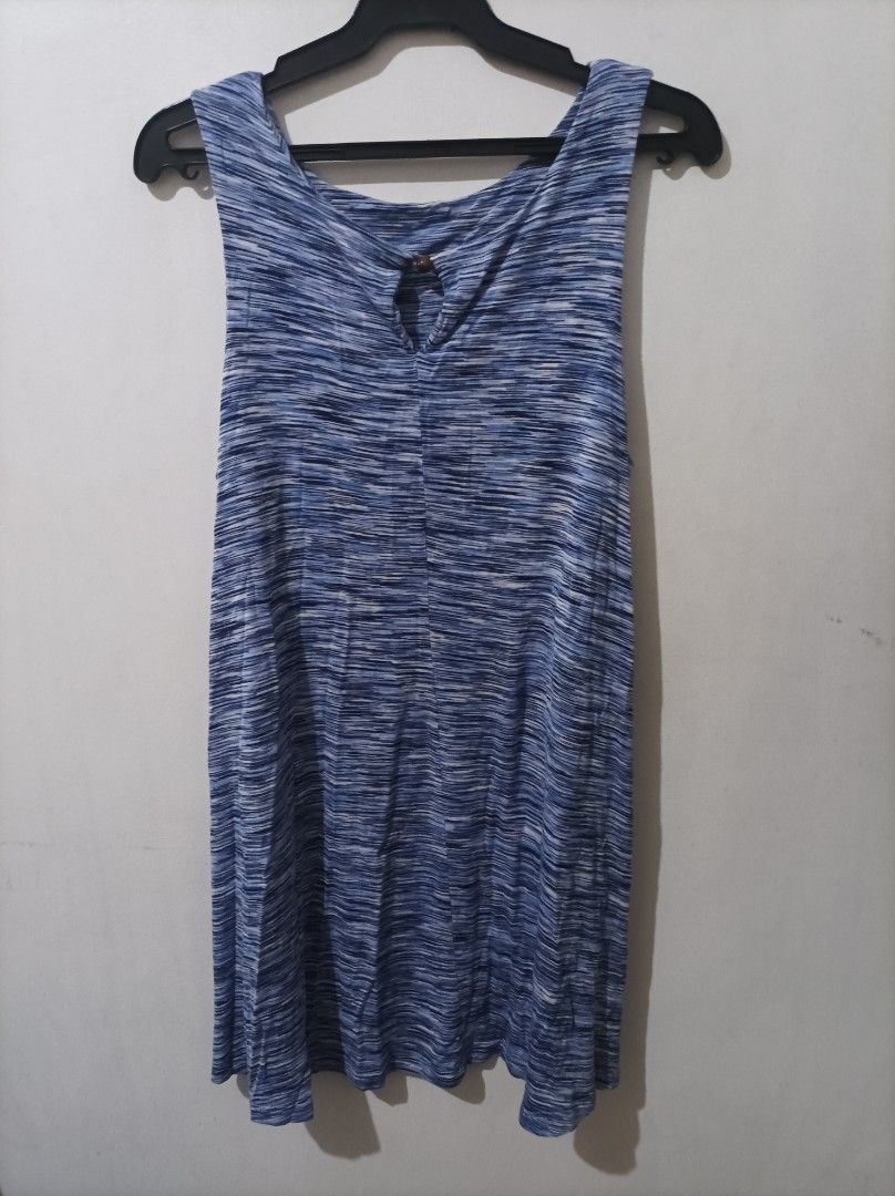 Forever 21 Casual Mini Dress (Category: Dresses) located in Quezon City. Submitted by 90sradar (Listing ID 1351683667, Image 2). Description: stretchy. can fit up to xl bust - 38" length - 32".