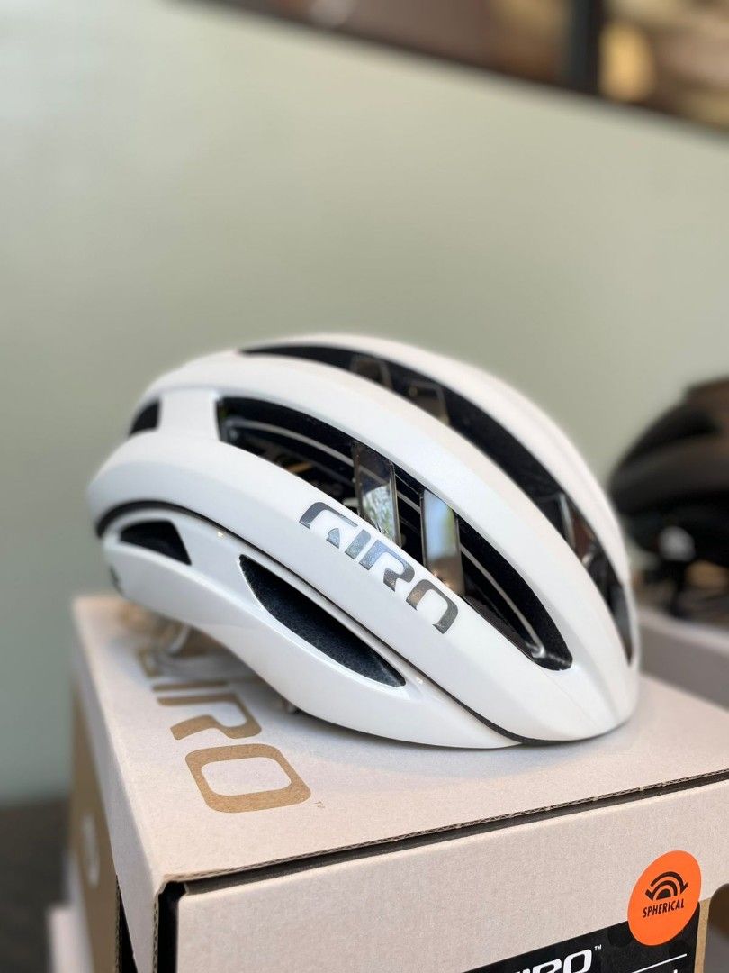 GIRO ARIES SPHERICAL HELMET (Category: Bicycles) located in Angeles City. Submitted by jumbo747 (Listing ID 1351775109, Image 1). Description: GIRO ARIES SPHERICAL HELMET Matte White and Matte Black.