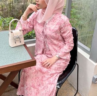 (Category: ) located in . Submitted by jnajwaaa (Listing ID 1351667079, Image 1). Description: .