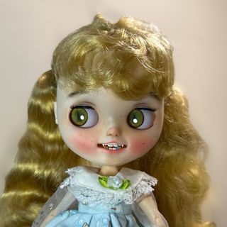 （分類：）位於 。 由 britbritt 提交（商品編號 1351753192，圖片 1）。簡介： 。