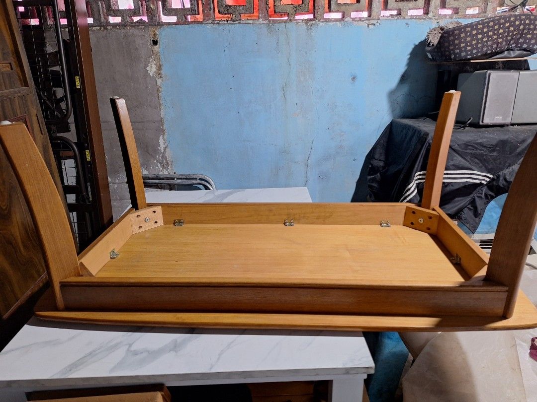 Japan Surplus Center Table (Category: Tables & Sets) located in Manila. Submitted by trueforce258352 (Listing ID 1351690595, Image 2). Description: .