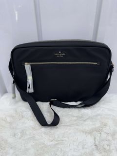 (Category: ) located in . Submitted by maiyasluxurybagshoppe (Listing ID 1351607871, Image 1). Description: .
