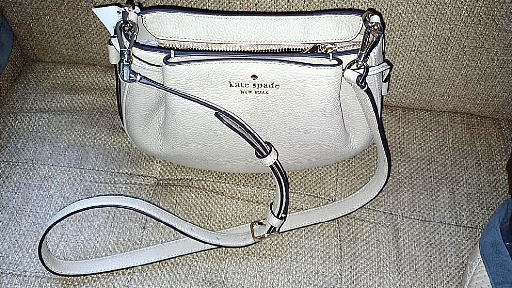 Kate Spade - Dumpling Bag in Salt (Category: Luxury Bags & Wallets) located in Las Pinas. Submitted by ajbash (Listing ID 1349067709, Image 3). Description: tag intact..
