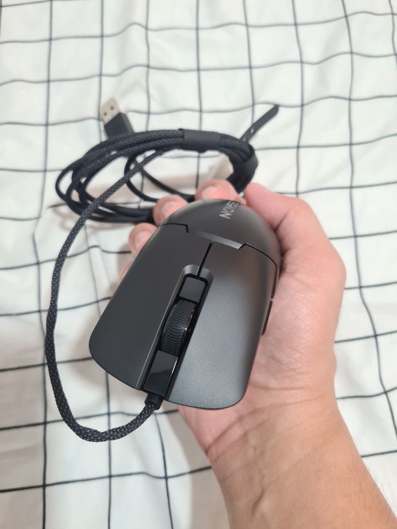 Lenovo RGB gaming mouse (Category: Mouse & Mousepads) located in Quezon City. Submitted by jederonn49 (Listing ID 1351615769, Image 3). Description: Lenovo Legion M300s RGB Gaming Mouse No, box from US. once lang nagamit para subukan, no issues. https://www.lenovo.com/ph/en/p/accessories-and-software/keyboards-and-mice/mice/gy51h47350.