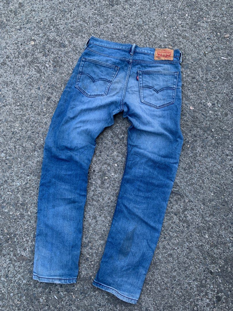LEVI’S 522 (Category: Jeans) located in Barobo. Submitted by 3ftyyy1 (Listing ID 1351687827, Image 2). Description: LEVI’S 522 ‼️ EXCELLENT CONDITION SIZE 32 WAISTLINE LENGTH: 40 HEM: 7 NO ISSUE NEED WASH 600 FREE SHIPPING ‼️.