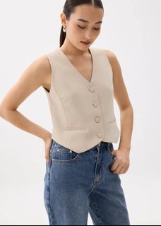 (Category: ) located in . Submitted by shippingfees (Listing ID 1351609846, Image 1). Description: .