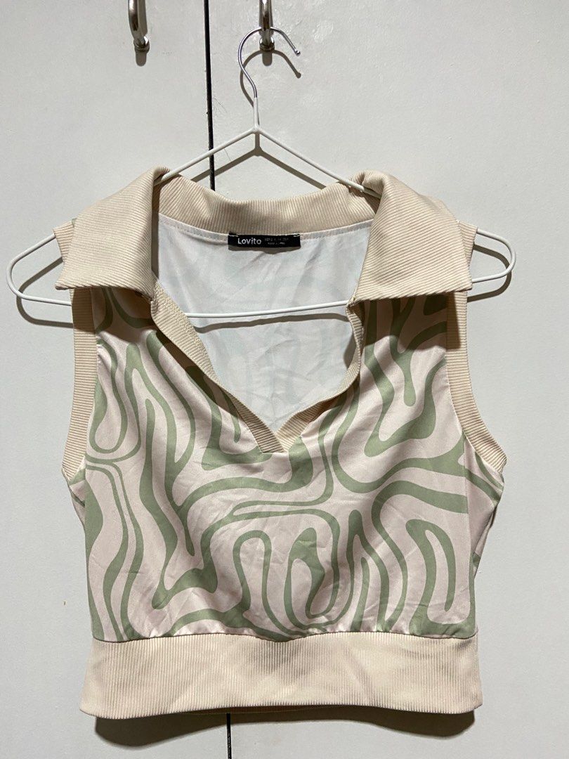 LOVITO Y2K SUMMER TOP (Category: Sleeveless) located in Manila. Submitted by declatter_ (Listing ID 1351769648, Image 2). Description: bought it from lovito but only worn twice :) fits S-M.