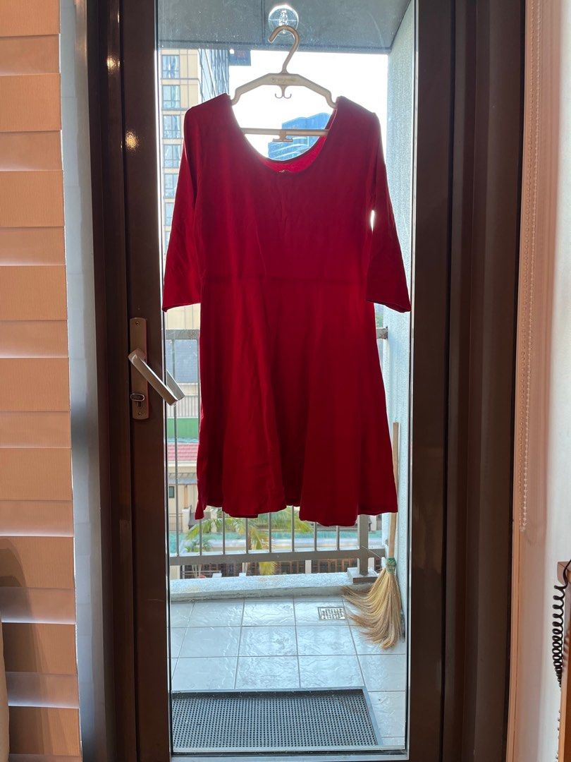 Mini Red Dress (Category: Dresses) located in Makati City. Submitted by messbless (Listing ID 1351676922, Image 2). Description: Very soft and comfortable material.
