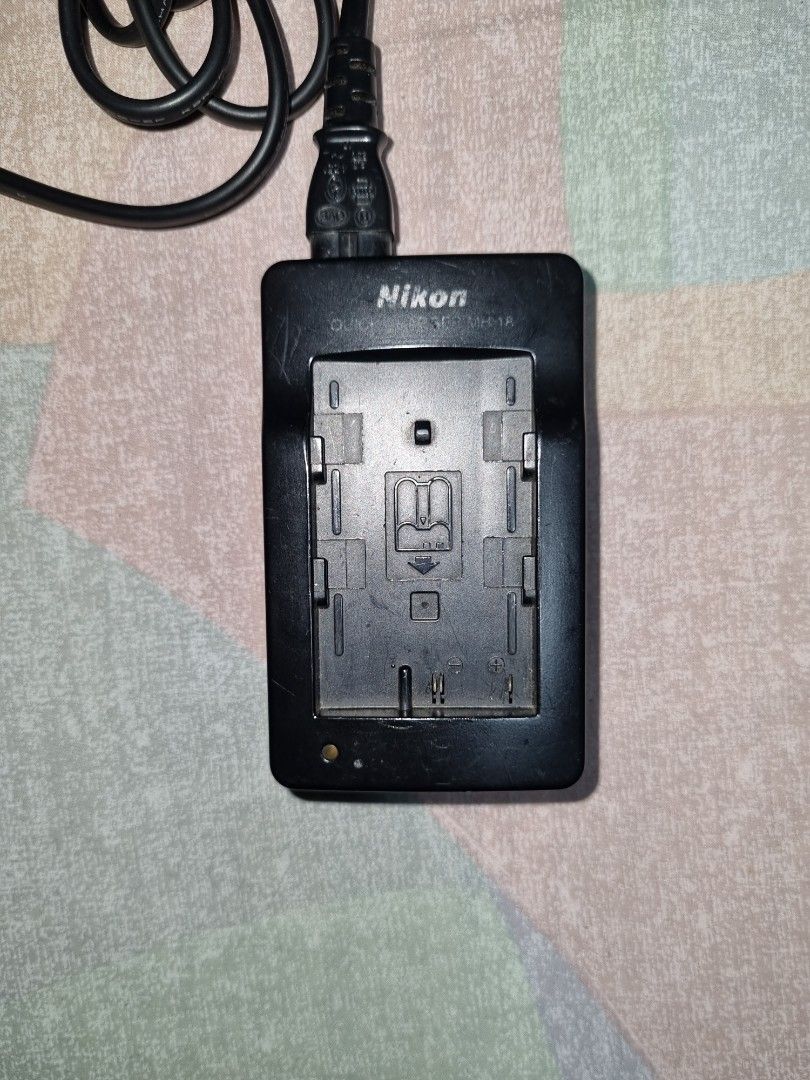 Nikon Accessories (Category: Camera Bags & Carriers) located in Mandaluyong City. Submitted by mrbong0618 (Listing ID 1351727058, Image 3). Description: PTPA. Nikon Accessories 1)Nikon Mh-18 Battery Quick Charger & Power Cable 2) Nikon Camera Strap 3) Nikon Camera Bag (Check pics for issue. Price: 1,099 Loc. Brgy. Hulo, Mandaluyong Thanks Admin!.