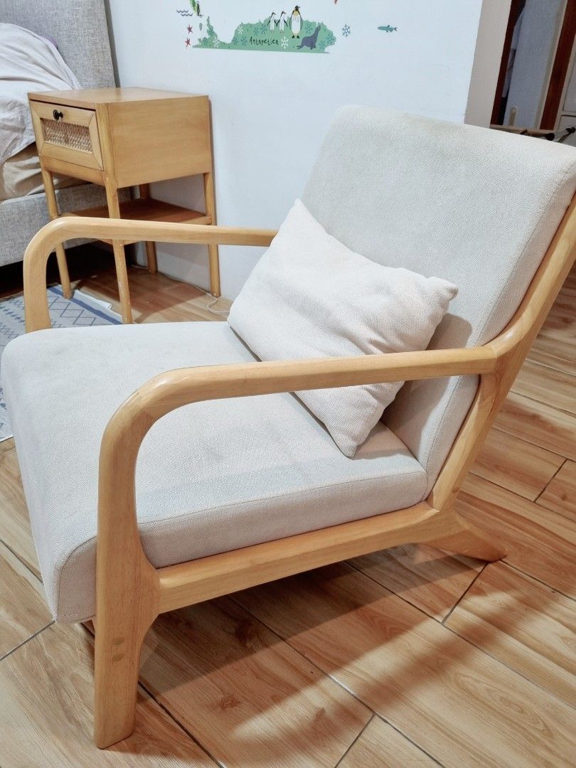 Nordic sofa (Category: Chairs) located in Las Pinas. Submitted by closetful.ph (Listing ID 1351680934, Image 1). Description: VGUC. no marks; no scratches; no flaw. very sturdy. minimalist design. RFS need bigger chair.