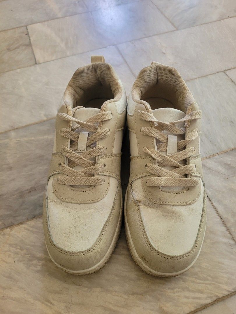 Primark trainers shoes (Category: Sneakers) located in Manila. Submitted by aintsaintseijin (Listing ID 1351639401, Image 3). Description: primark trainers shoes size 6 usa. 37 eu no issue 200 pesos LP.