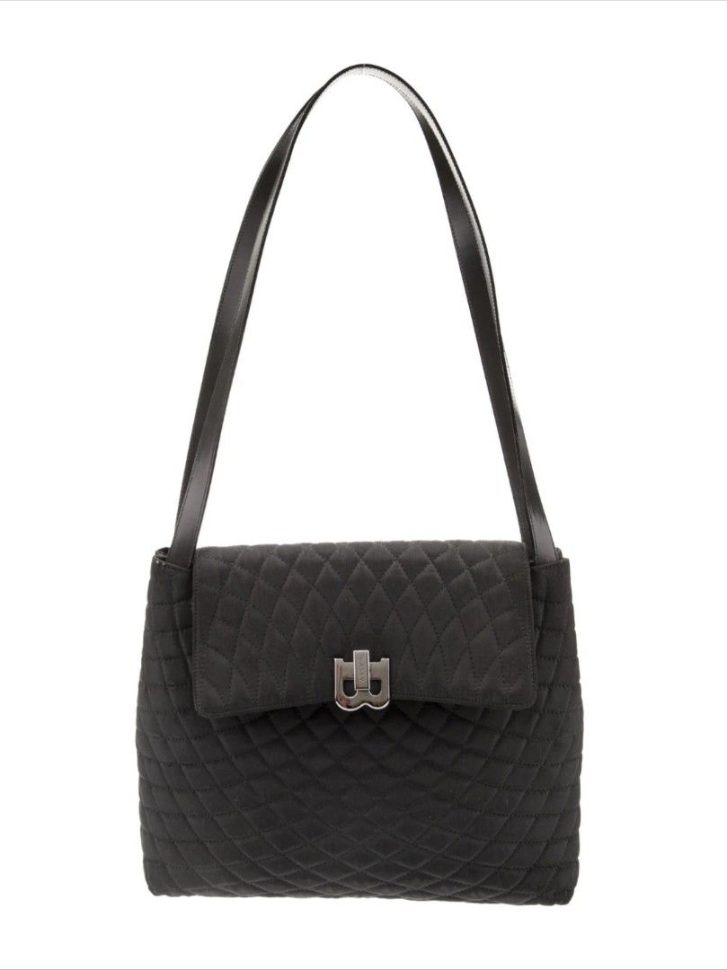 Quilted Bally bag (Category: Luxury Bags & Wallets) located in Malolos. Submitted by sofideclutters (Listing ID 1351608937, Image 1). Description: FREE pay SF.