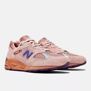 （分類：）位於 。 由 devilsneaker 提交（商品編號 1351658081，圖片 1）。簡介： 。