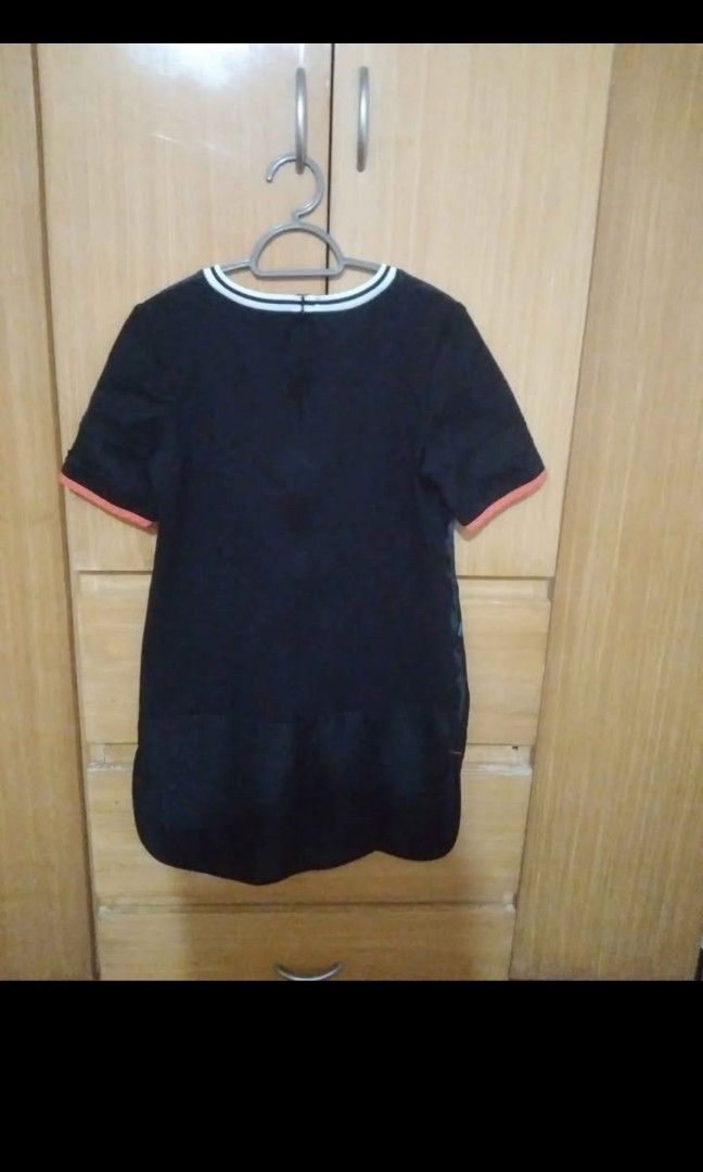 Slightly Shinner Satin Dress (Category: Dresses) located in Caloocan City. Submitted by declutteri87373 (Listing ID 1351617520, Image 3). Description: .