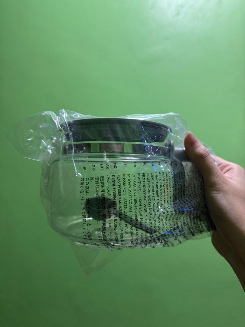 SMEG Drip Filter Coffee Machine in Black (Category: Coffee & Tea Tableware) located in Manila. Submitted by rjelim67 (Listing ID 1351712646, Image 3). Description: Brand new SMEG drip coffee machine in black rfs: not using, given as a gift.