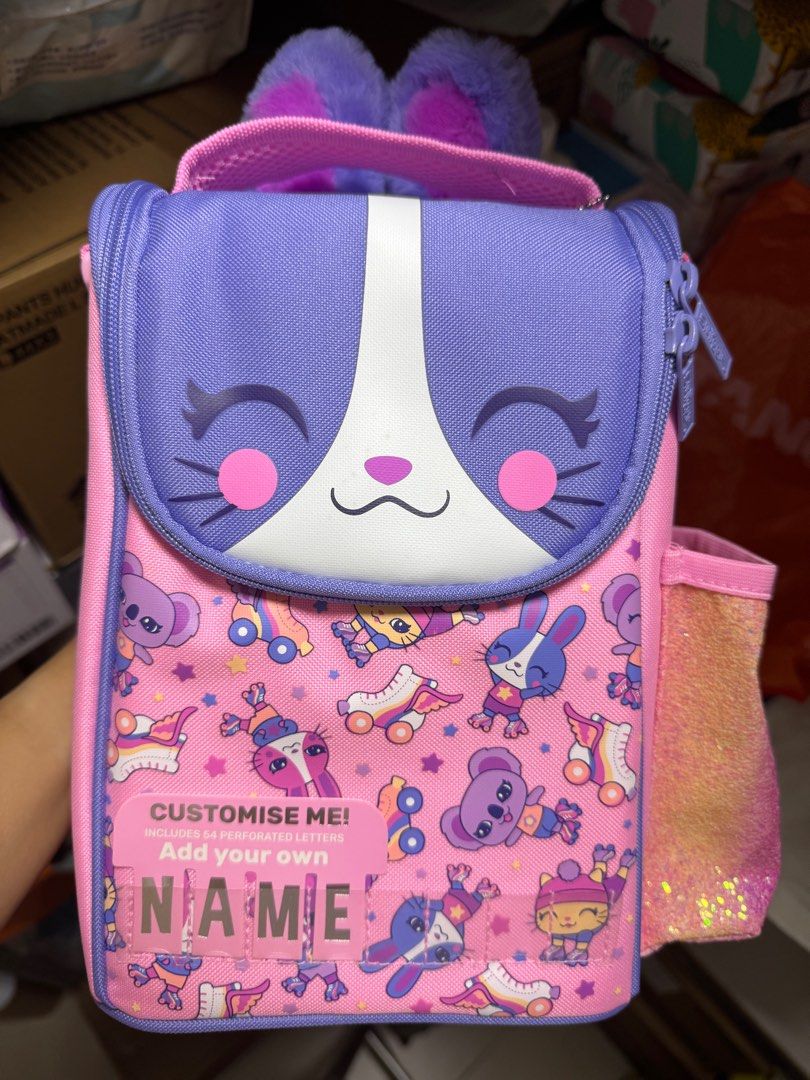 Smiggle Lunch box with strap (Category: Stationery & School Supplies) located in Singapore. Submitted by nicklaussssss (Listing ID 1351608810, Image 1). Description: Smiggle Lunch box with strap.