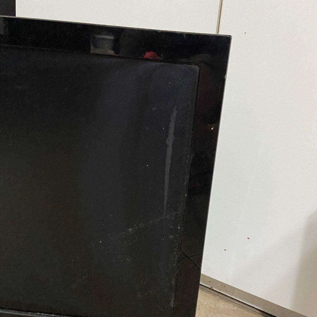 SONY BRAVIA LCD TV Defective (Category: TV) located in Manila. Submitted by roguelinkclothing (Listing ID 1351638784, Image 2). Description: SONY BRAVIA LCD TV Defective • What you see is what you get • Unit only • For pick-up • See pics for unit model details .