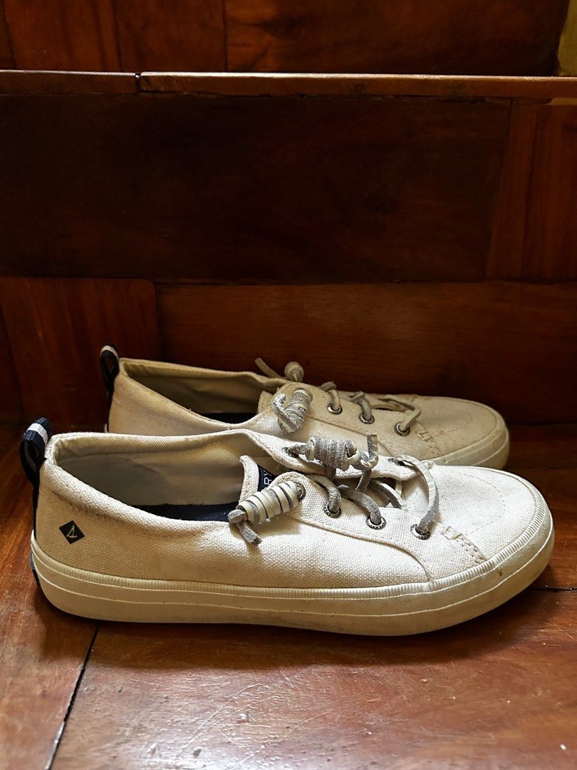 Sperry Women's Crest Vibe (Category: Sneakers) located in San Fernando. Submitted by nixconcepts (Listing ID 1351737627, Image 2). Description: .