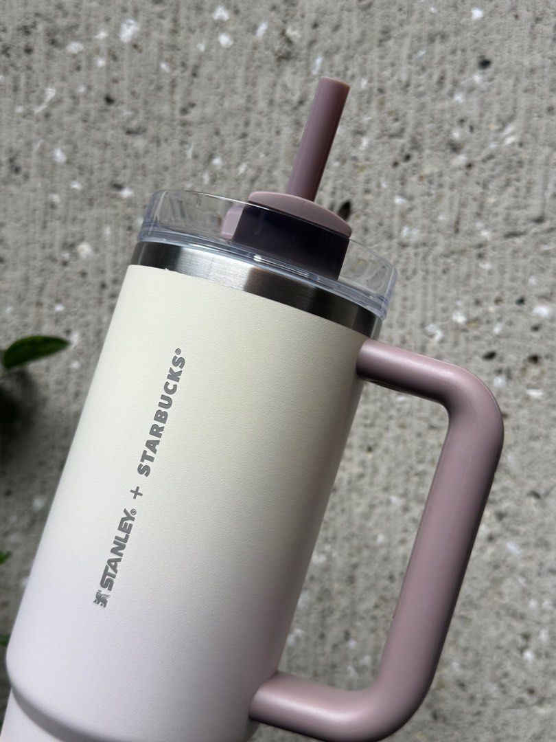 Starbucks Stanley 30oz Core Crystal White (Category: Water Bottles & Tumblers) located in Paranaque City. Submitted by bcjav (Listing ID 1351648907, Image 3). Description: Starbucks Stanley 30oz Core Crystal White - 30oz - with box included.