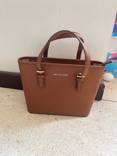 (Kategori: ) berada di . Dikirim oleh deebypreloved. (ID iklan 1351686336, Gambar 1). Deskripsi: .