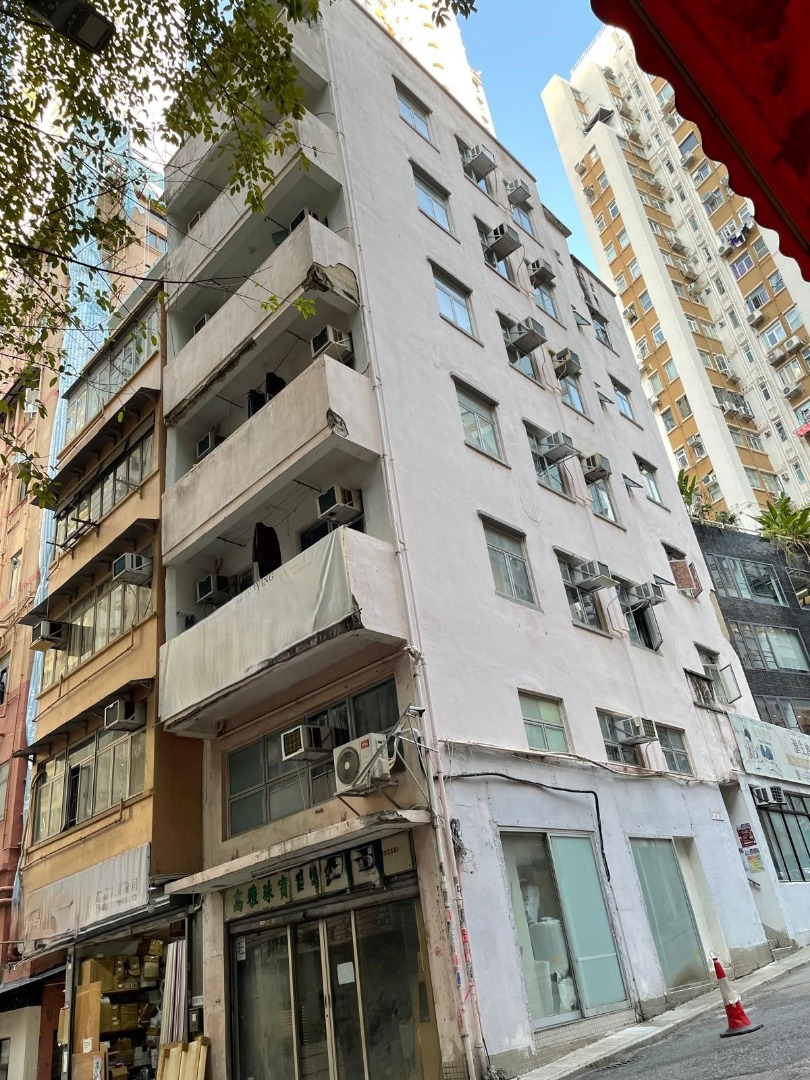 Whole building for sale on a unilateral basis63439047113091111