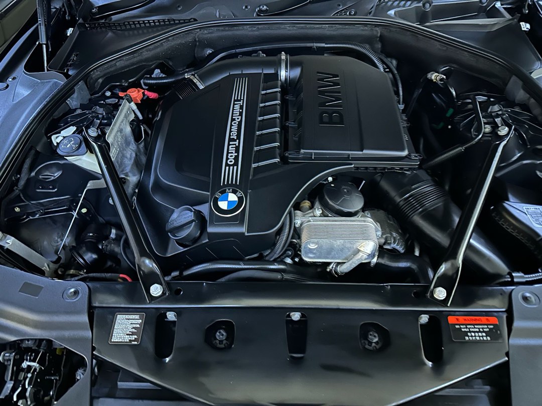 BMW 640i Coupe (A)62864836498305112