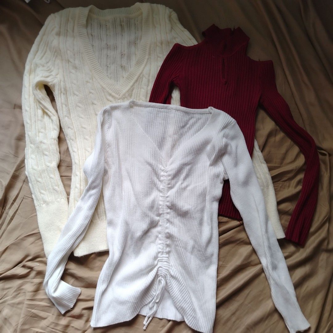 Buy 1 Get 2 S-M Long sleeves (Category: Longsleeves) located in Paranaque City. Submitted by dalgicheetos (Listing ID 1351779445, Image 1). Description: fits S-M. not masikip sa L, so pwede rin sa large. i only wore the white ruched top thrice. haven't worn the burgundy and beige top yet..