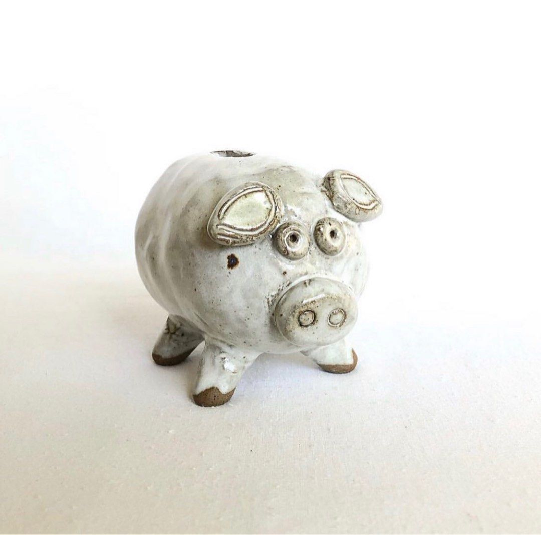 Ceramic Piggy Bank Pig Decor Display (Category: Other Home Decor) located in Davao. Submitted by ejd_needsandwants (Listing ID 1351785782, Image 2). Description: ✴️ Yes! Available. ✴️ ✴️ For Sure Buyer ✴️ ⤵️ Details Below ⤵️ Ceramic Stoneware 🐷 Coin Bank ~ vgc ~ apporx. 4"L x 3"H x 2.5"D ~ Php. 380 ✳️LP posted ✳️ send details to order Name: Add: Cp no: Mop: bpi/bdo/gcash (+ 15Php. sc) 🔆shipping of fragile item/s at buyers risk. (rest assured we