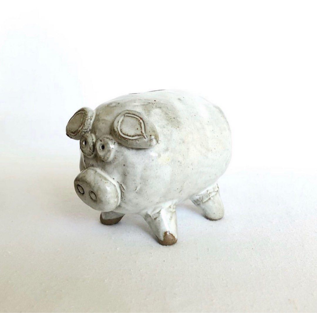 Ceramic Piggy Bank Pig Decor Display (Category: Other Home Decor) located in Davao. Submitted by ejd_needsandwants (Listing ID 1351785782, Image 3). Description: ✴️ Yes! Available. ✴️ ✴️ For Sure Buyer ✴️ ⤵️ Details Below ⤵️ Ceramic Stoneware 🐷 Coin Bank ~ vgc ~ apporx. 4"L x 3"H x 2.5"D ~ Php. 380 ✳️LP posted ✳️ send details to order Name: Add: Cp no: Mop: bpi/bdo/gcash (+ 15Php. sc) 🔆shipping of fragile item/s at buyers risk. (rest assured we