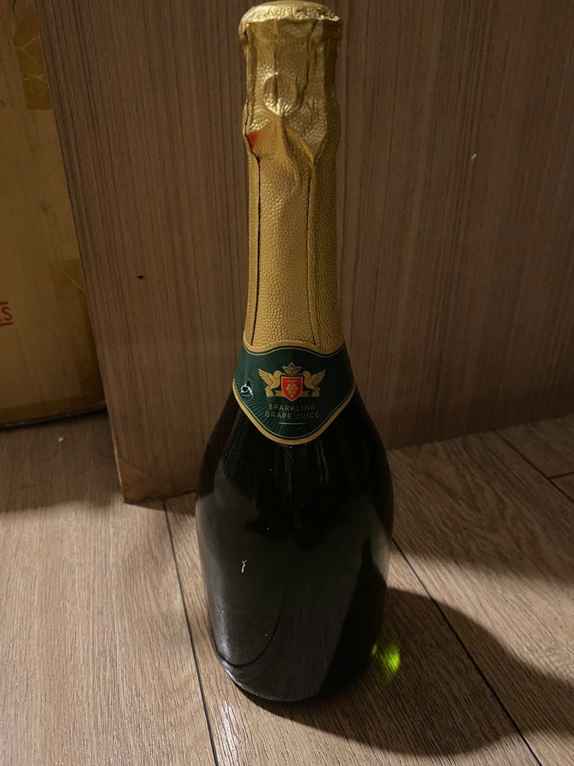 Chamdor Sparkling Grape Juice (6 bottles case) (Category: Beverages) located in Manila. Submitted by astrogirl911 (Listing ID 1351943520, Image 1). Description: SRP: P355/bottle Non-alcoholic, can be used for toasting 3 cases with 6 bottles each, can be bought separately or all together RFS: not used in event.