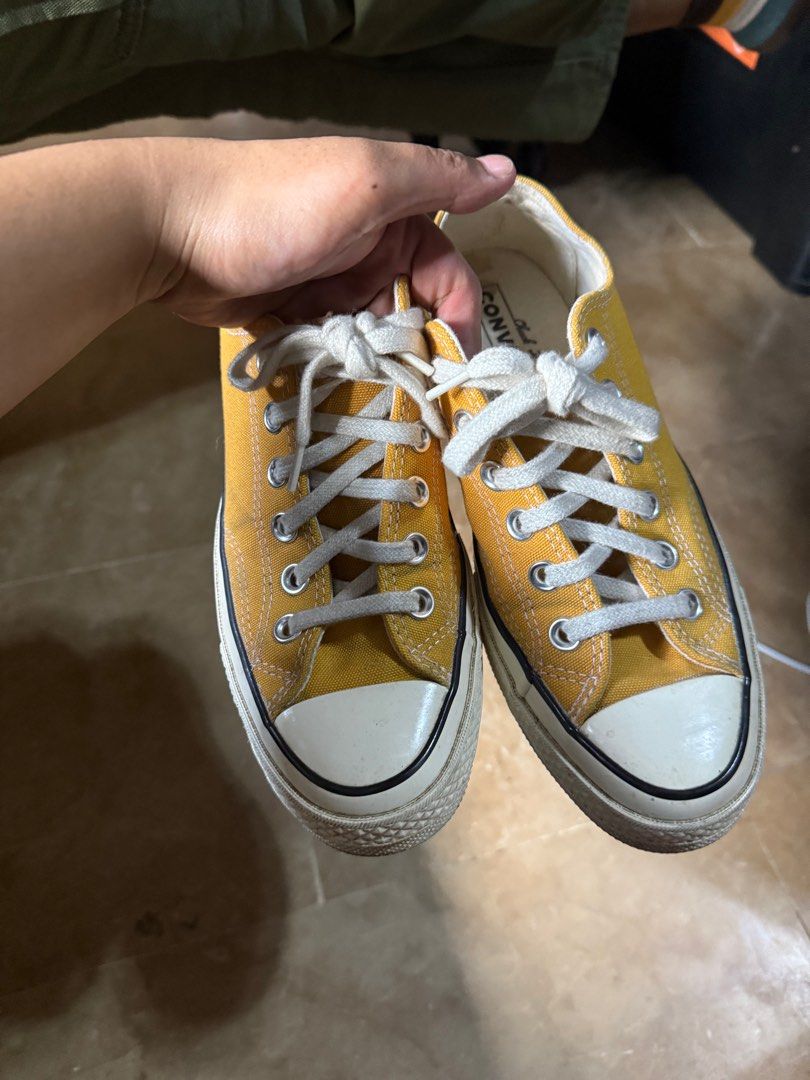 Converse 70s (Category: Sneakers) located in Quezon City. Submitted by elleshops (Listing ID 1351883202, Image 2). Description: Original, money back guarantee Personal use Size=23.5cm/women’s 6.5 Used less than 10 times rfs: decluttering.