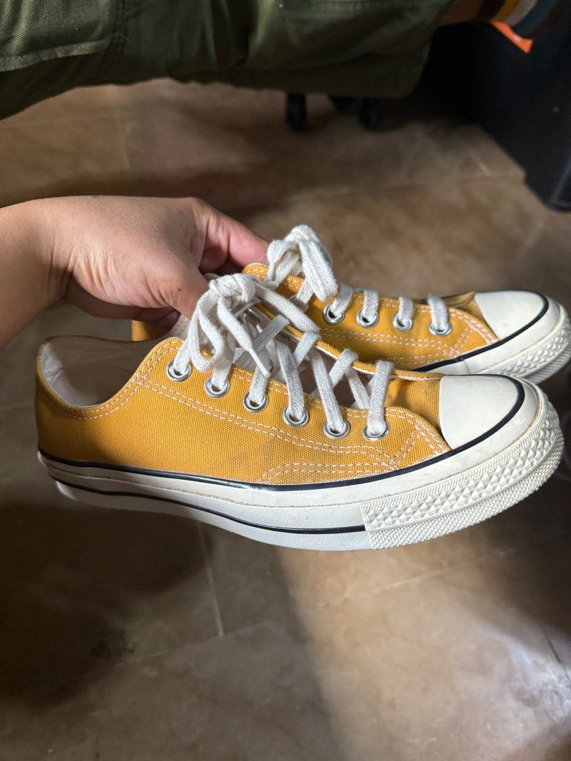Converse 70s (Category: Sneakers) located in Quezon City. Submitted by elleshops (Listing ID 1351883202, Image 1). Description: Original, money back guarantee Personal use Size=23.5cm/women’s 6.5 Used less than 10 times rfs: decluttering.
