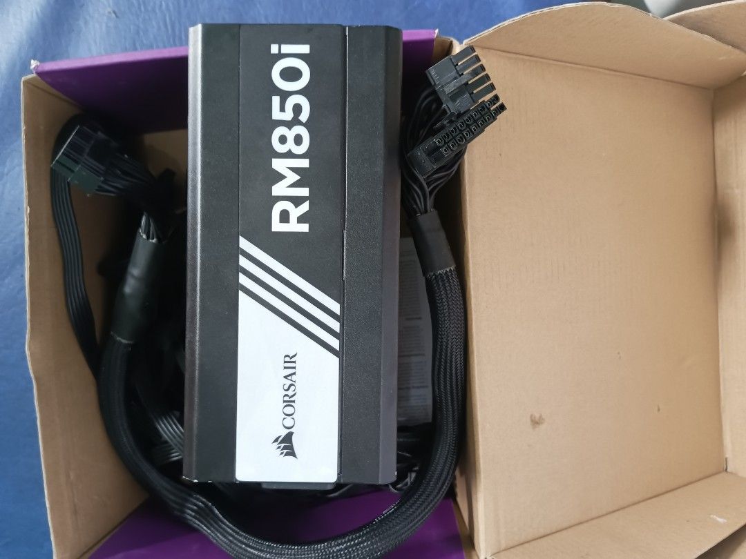 Corsair RM850I Gold rated full modular (Category: Computer Parts) located in Tagbilaran City. Submitted by aceauza (Listing ID 1351856994, Image 3). Description: Corsair rm850I power supply gold rated full modular still brand new rfs upgrading to a 1000w psu.