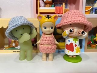 (Category: ) located in . Submitted by anikanik.shop (Listing ID 1351822475, Image 1). Description: .