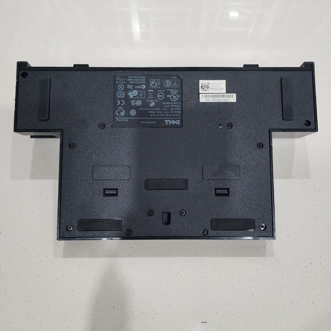 Dell display dock (e-port) (Category: Cables & Adaptors) located in Singapore. Submitted by jodad (Listing ID 1351926927, Image 2). Description: for dell laptop..