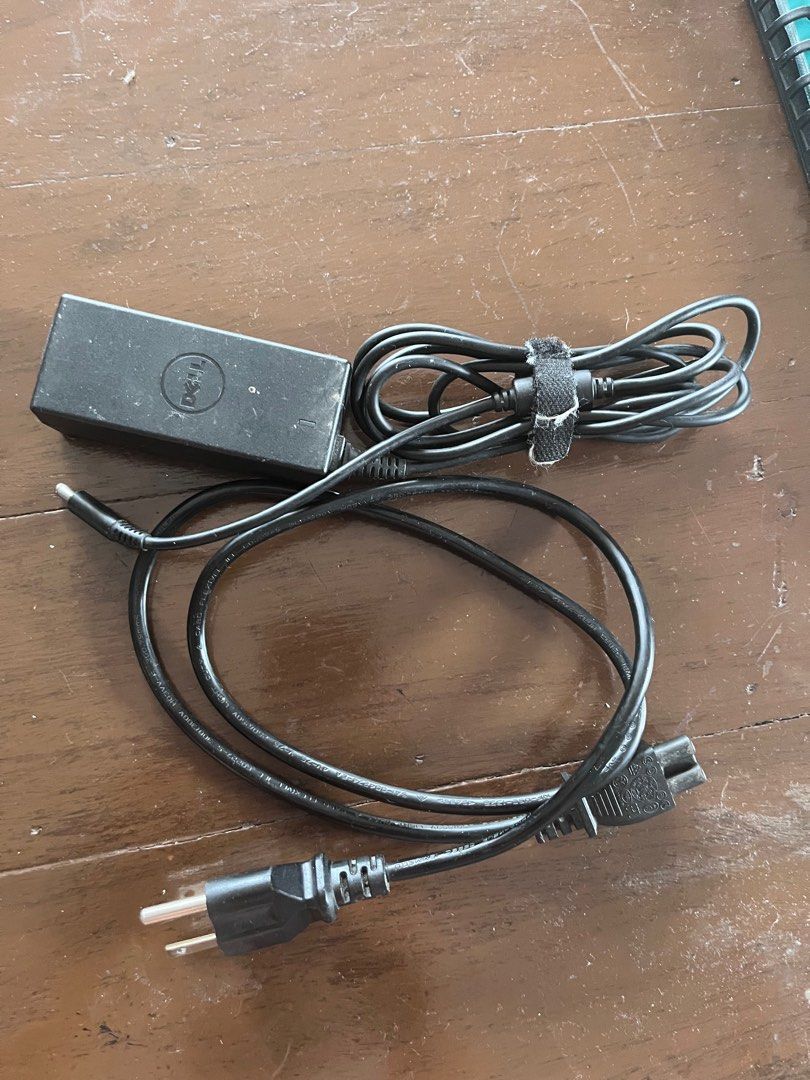 Dell laptop charger 45W (Category: Computer Parts) located in Manila. Submitted by leonard.caranto (Listing ID 1351825240, Image 2). Description: Original Dell 45w laptop charger output 19.5V , 2.31A input 100-240V, 1.3A Model: H45NM140 Connector size:4.5*3mm Pickup near Lilac St, Marikina.
