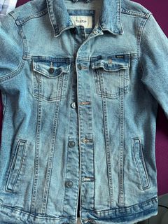 (Category: ) located in . Submitted by kysia (Listing ID 1351851086, Image 1). Description: .