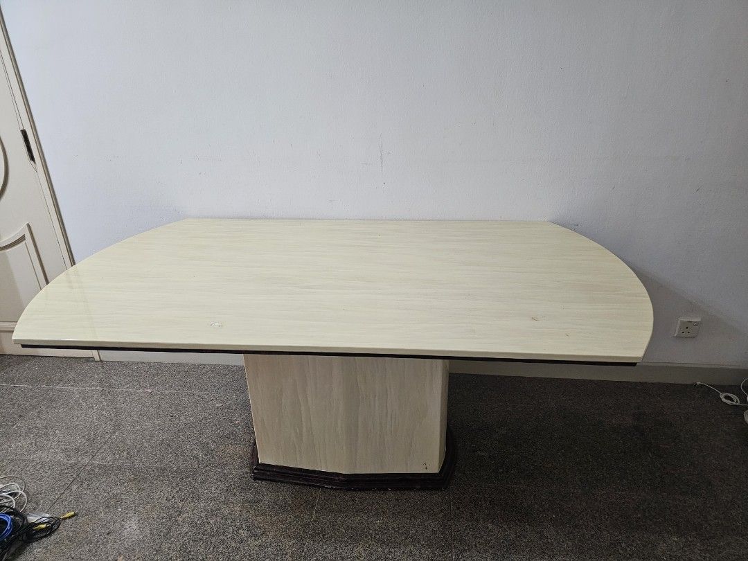 Dining Table (Category: Tables & Sets) located in Singapore. Submitted by rumikamrun (Listing ID 1351810406, Image 2). Description: Length 180cm width 100cm height 75cm Arrange your own transport and manpower. collect from 7 Chwee Chian Road, pasir panjang road, Singapore 119749.