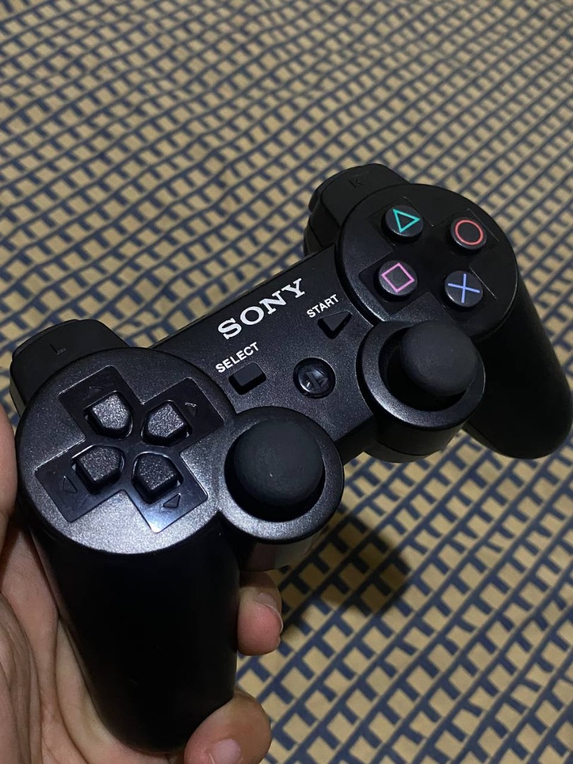 DualShock 3 Controller with free USB wire, Video Gaming, Gaming ...