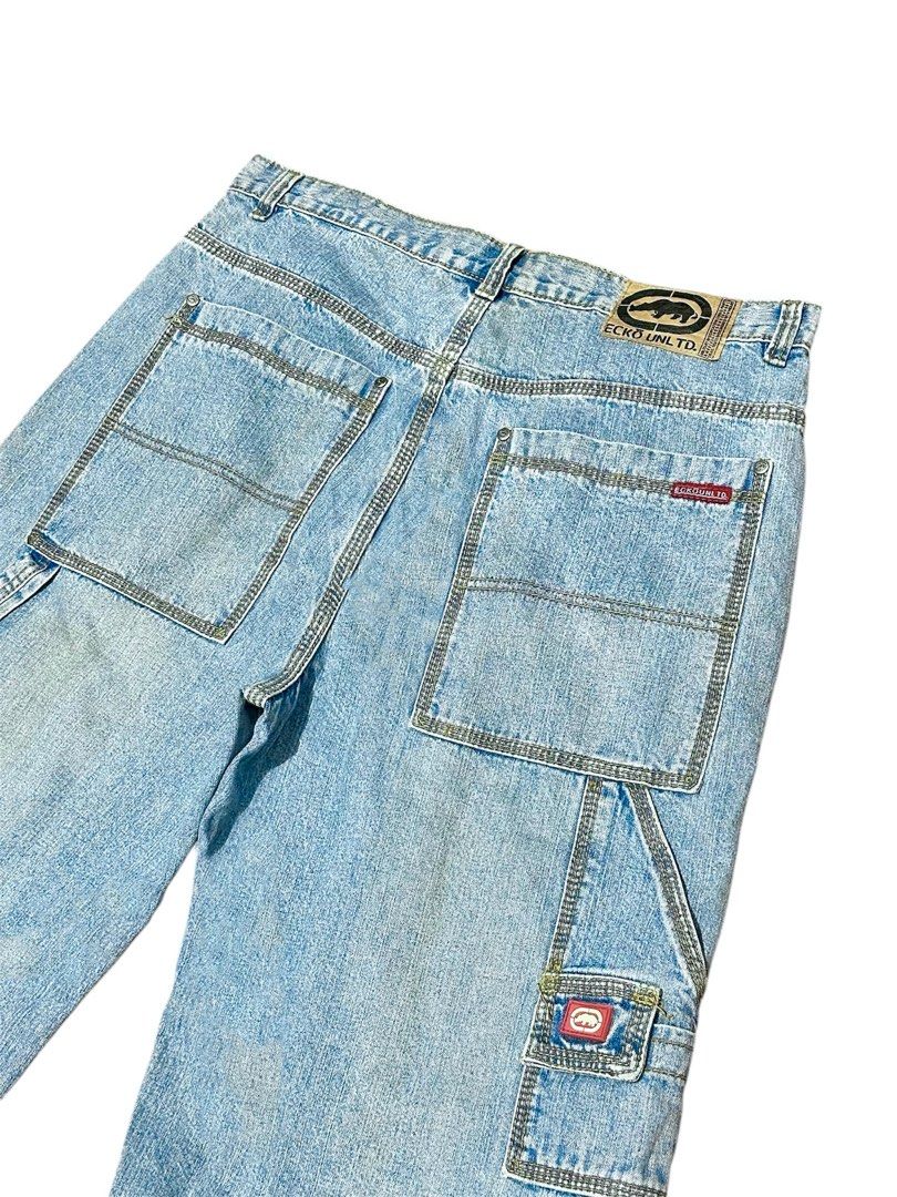 Ecko Big Pocket Long Carpenter Jorts (Category: Shorts) located in Quezon City. Submitted by oneselect_ (Listing ID 1351879543, Image 3). Description: Ecko Big Pocket Long Carpenter Jorts 35-36” Waist 29” Length 12” Hem ₱2,000 📍North Caloocan.