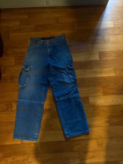 (Category: ) located in . Submitted by veeeer (Listing ID 1351890717, Image 1). Description: .
