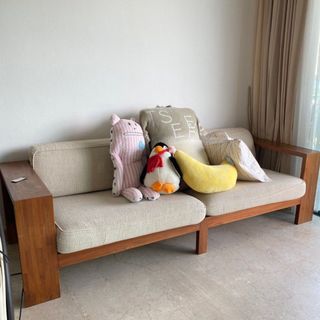 (Category: ) located in . Submitted by cxyee (Listing ID 1351830873, Image 1). Description: .
