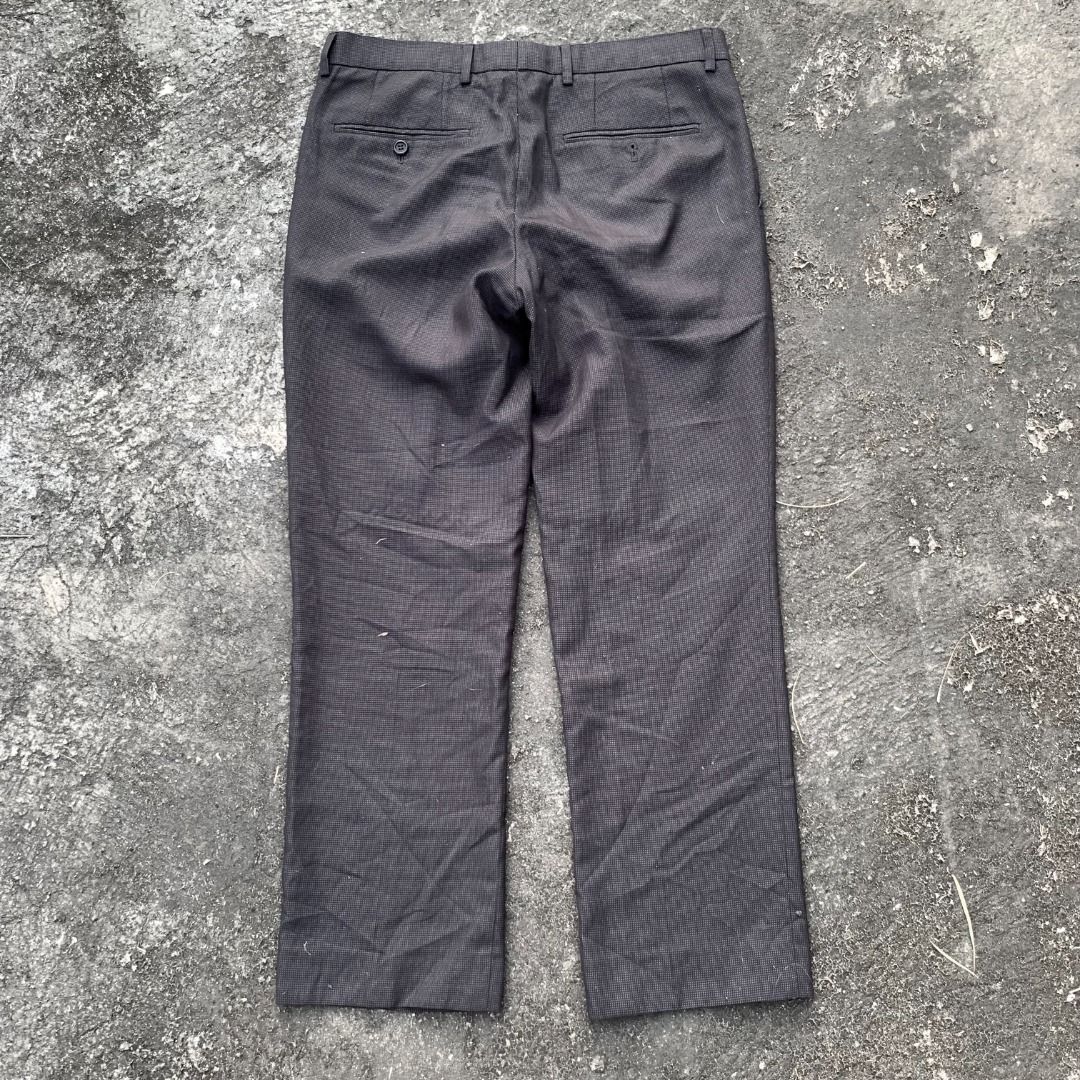G2000 Man Trouser Pants (Category: Trousers) located in Bacoor. Submitted by thrifterrifix (Listing ID 1351847920, Image 2). Description: G2000 Man Trouser Pants Color: Black | Blue Grid Issue/s: None Other Details/Tags: Grid/patterned; slim fit Dimensions: 37" x 32"W Inseam: 27" Leg opening: 16" Price: P450.