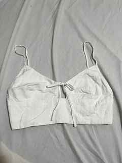 (Category: ) located in . Submitted by declutterbydani__ (Listing ID 1351895731, Image 1). Description: .